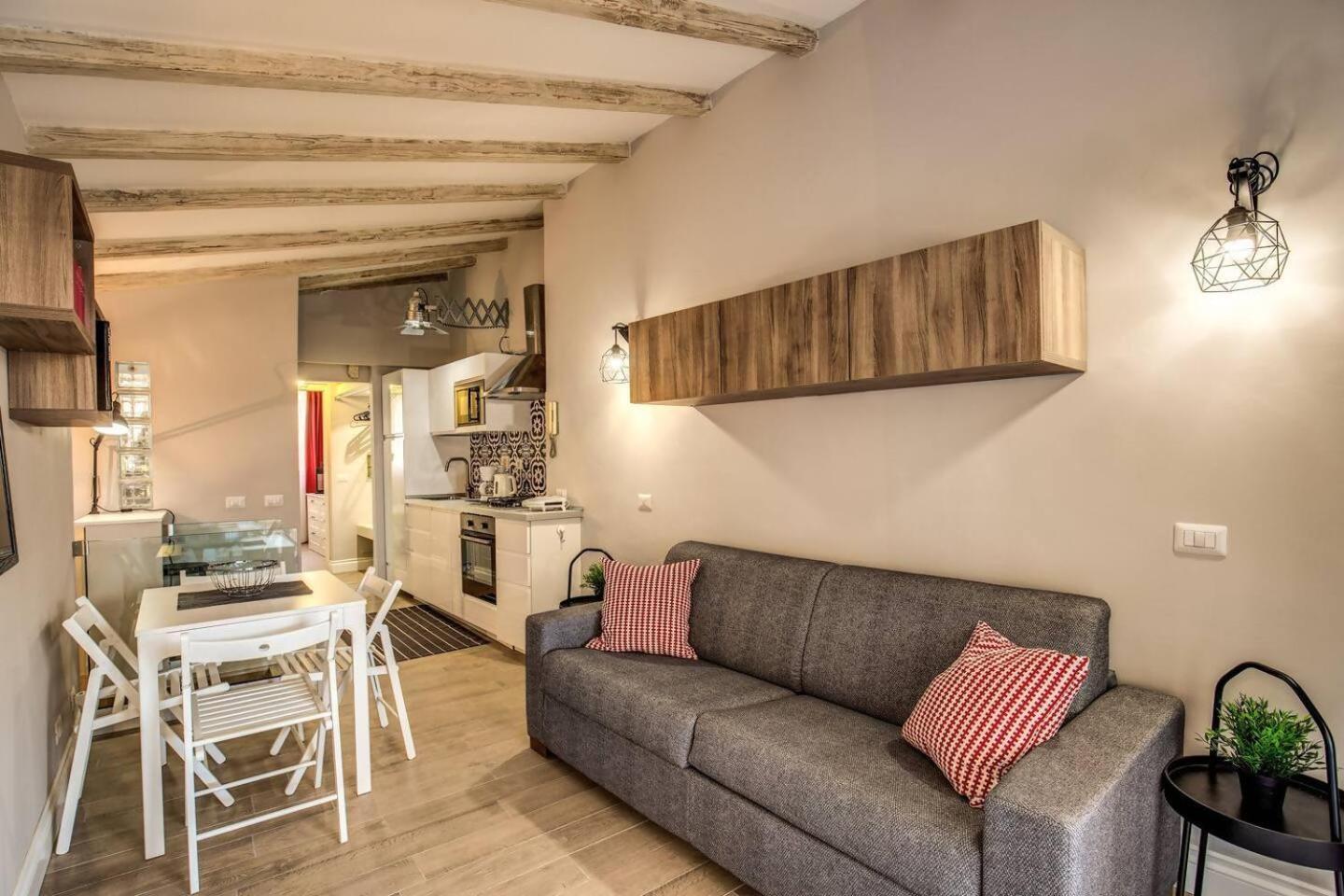 Apartmán Attic With Terrace By Trevi Fountain Řím Exteriér fotografie